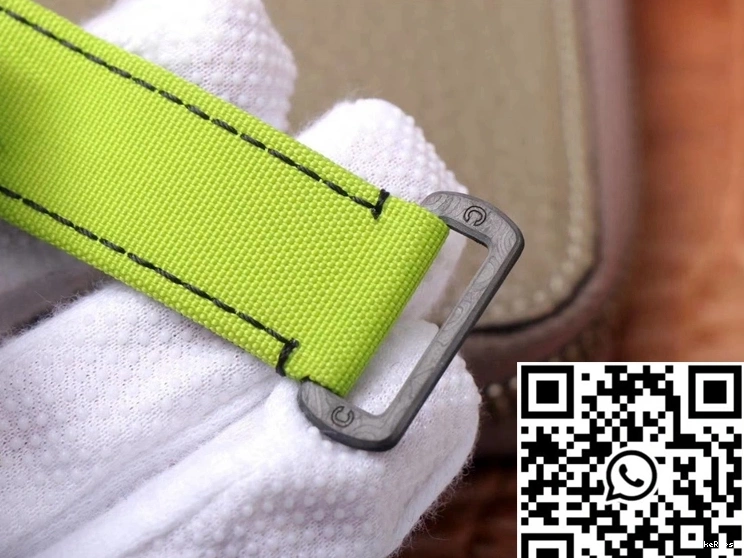 Dragon Exploded Daytona Rolex Green Edition Chronograph Carbon Dial Cosmos Fiber 0114